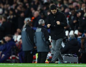 塔帅：斯洛特说得很好马丁内利没有伤人意图，我很喜欢后者的态度